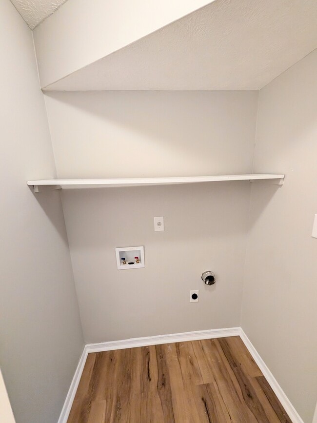 Building Photo - 4379 Springwood Terrace