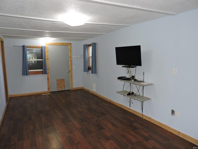 Building Photo - 408 W Hilltop Ln