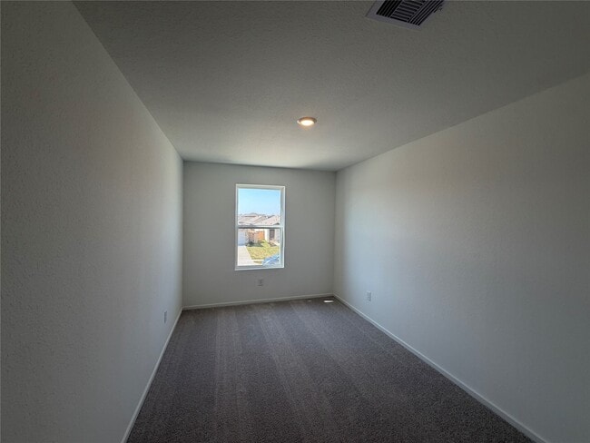 Building Photo - 16718 Old Wagon Wy