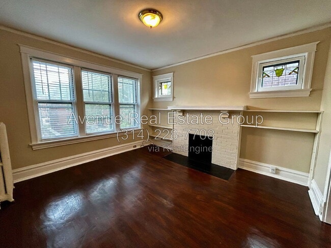 Building Photo - 6028 Pershing Ave