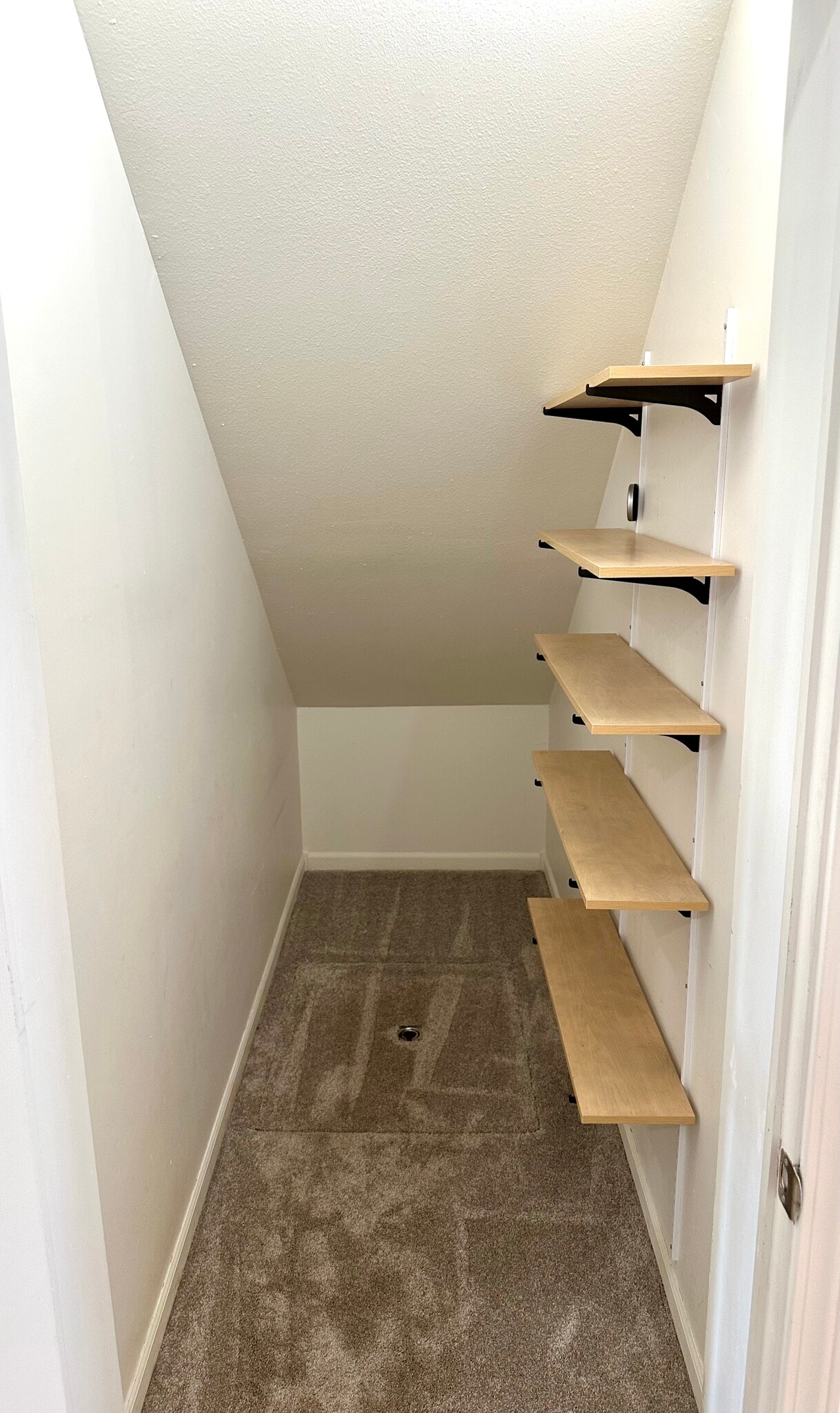Pantry - 30469 Hilltop Dr