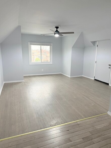 Building Photo - 2807 N 74th Ct