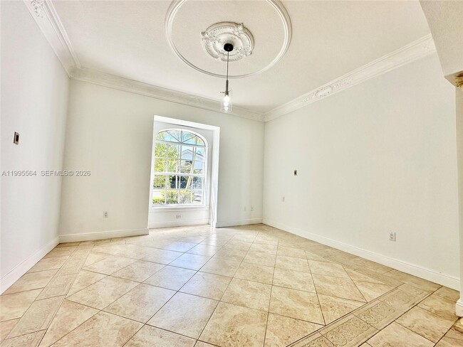 Building Photo - 5023 NW 94th Doral Pl