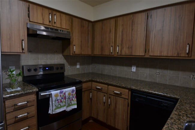Building Photo - 13461 Garden Grove