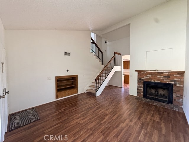 Building Photo - 1061 N Glendora Ave