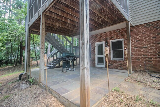 Building Photo - 4265 Deerwood Ln