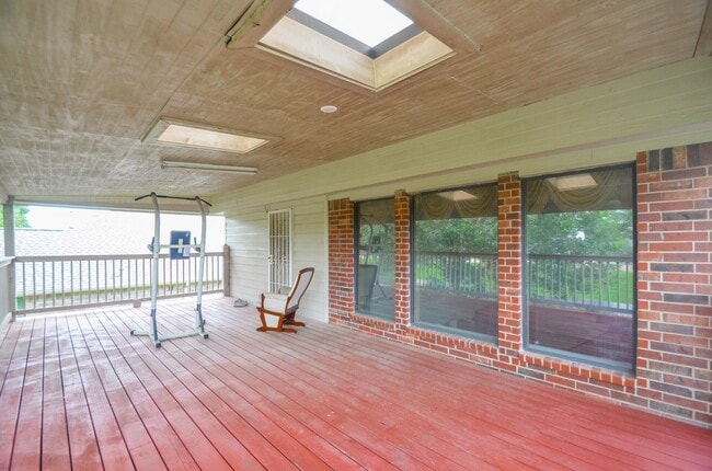 Building Photo - 1202 Ancrum Hill Ln