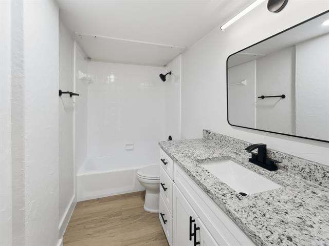 Building Photo - 3707 Miles St