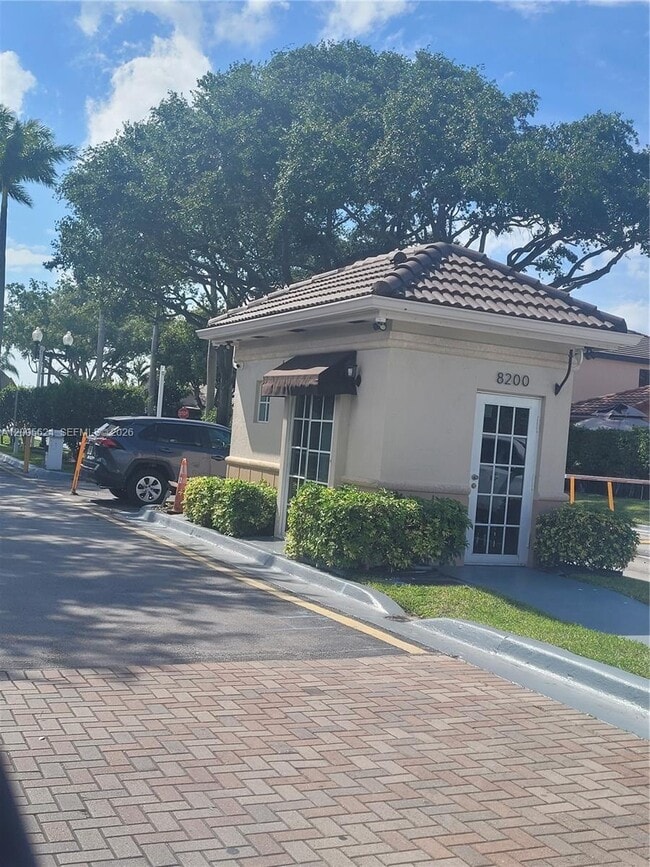 Building Photo - 8248 NW 199th Terrace