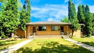 Building Photo - 951/953 Arbordale Duplex