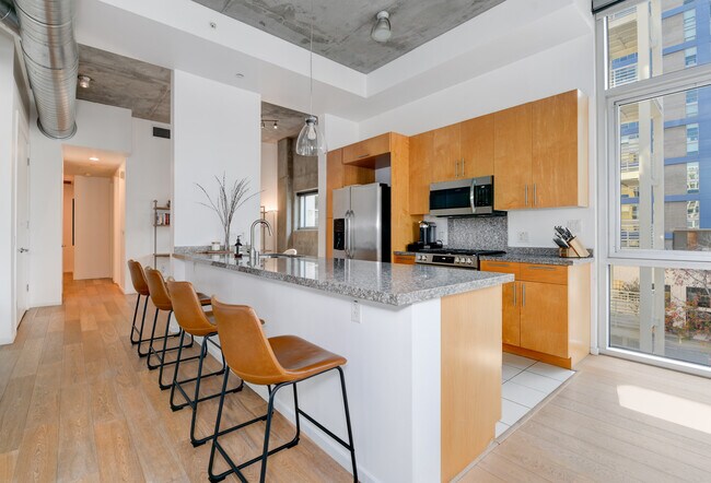 Building Photo - 1025 Island Ave