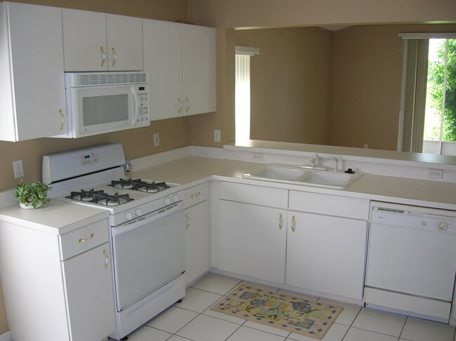 Building Photo - 1061 Ballyshannon Pkwy