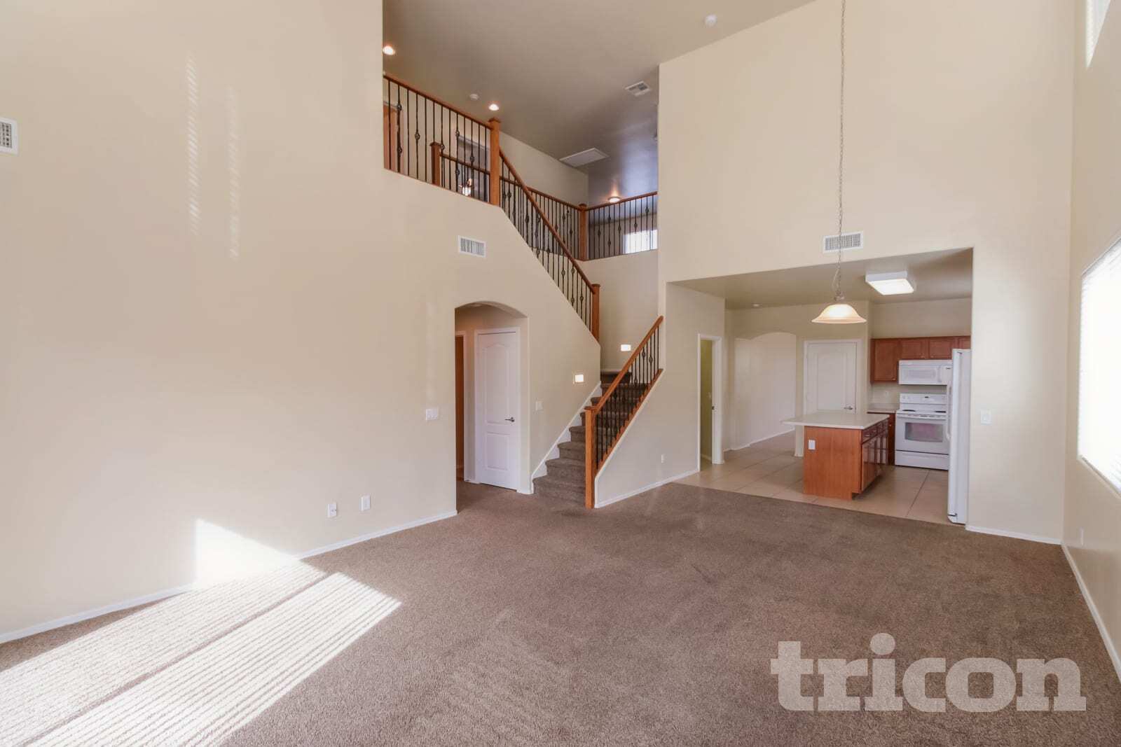 Building Photo - 44369 W Oster Dr