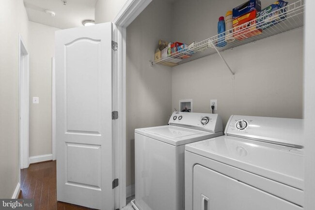 Building Photo - 11209 Chase St