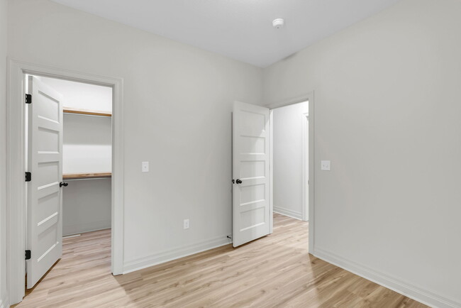 Building Photo - 1811 Liam Ct