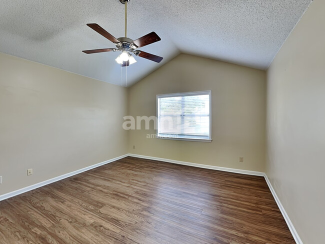 Building Photo - 13536 Helmsley Ct