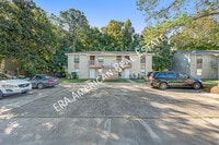 Building Photo - 508 Landview Dr