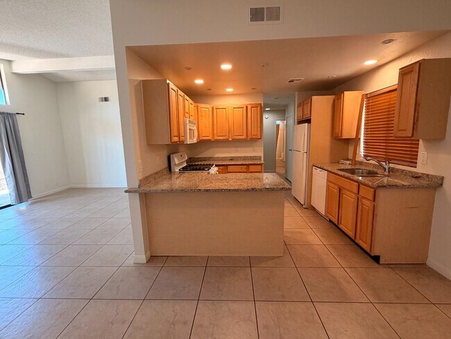 Building Photo - 74-118 Catalina Way - 74-118