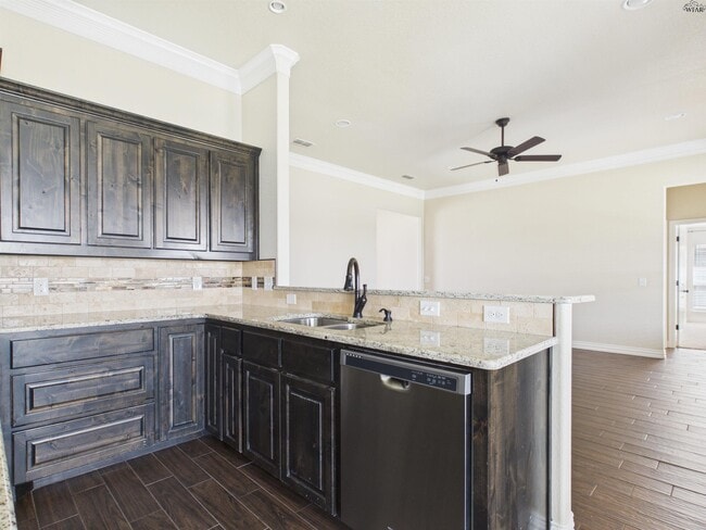 Building Photo - 4806 Falcon Crest Blvd