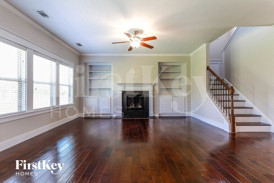 Building Photo - 4518 Abbey Ln