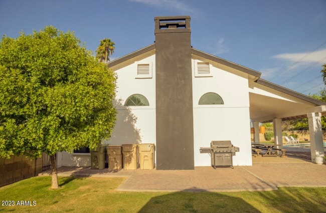 Building Photo - 6427 W Wethersfield Rd