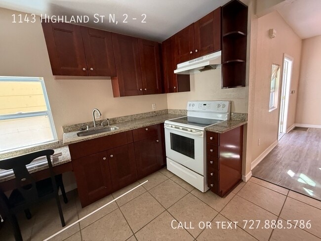 Building Photo - 1143 Highland St N