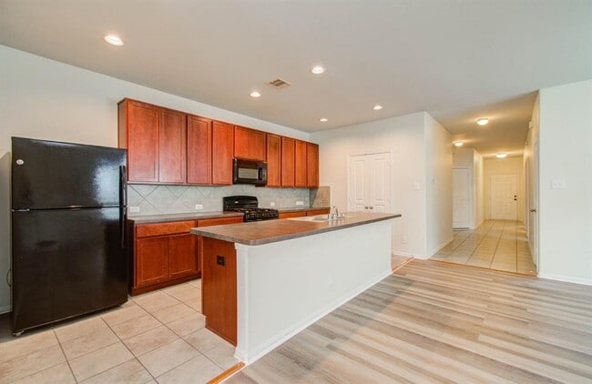 Building Photo - 3102 Gianna Springs Ct