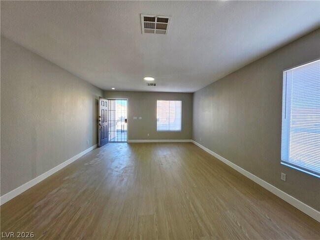 Building Photo - 5929 Forest Creek Rd
