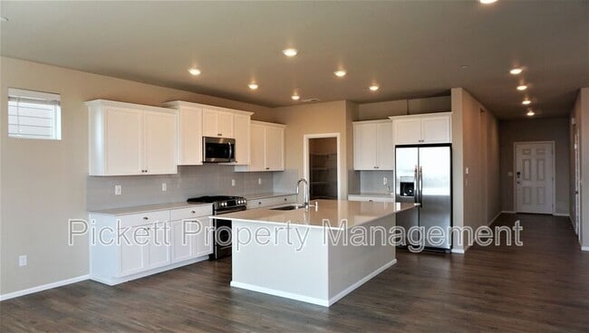 Building Photo - 1122 Baker Hts Lp