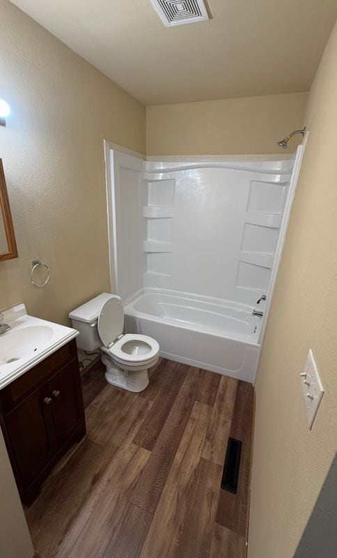 Building Photo - 594 Shadowrock Dr