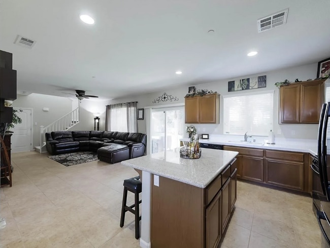 Building Photo - 5421 Tejon Ridge Ct