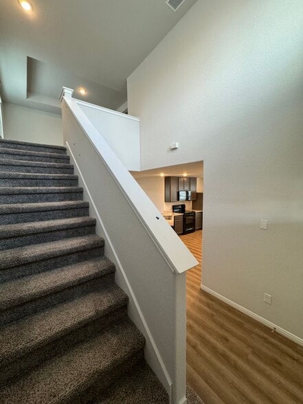 Building Photo - 11131 Hollinger Cir