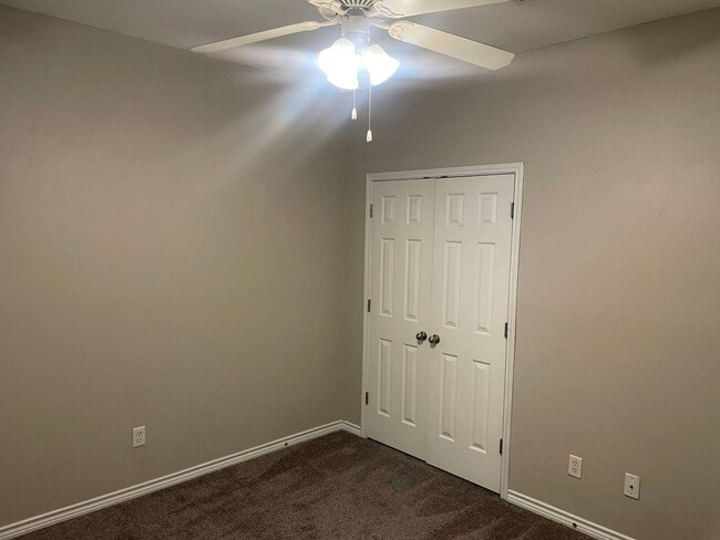 Building Photo - 3 BEDROOM, BELTON ISD