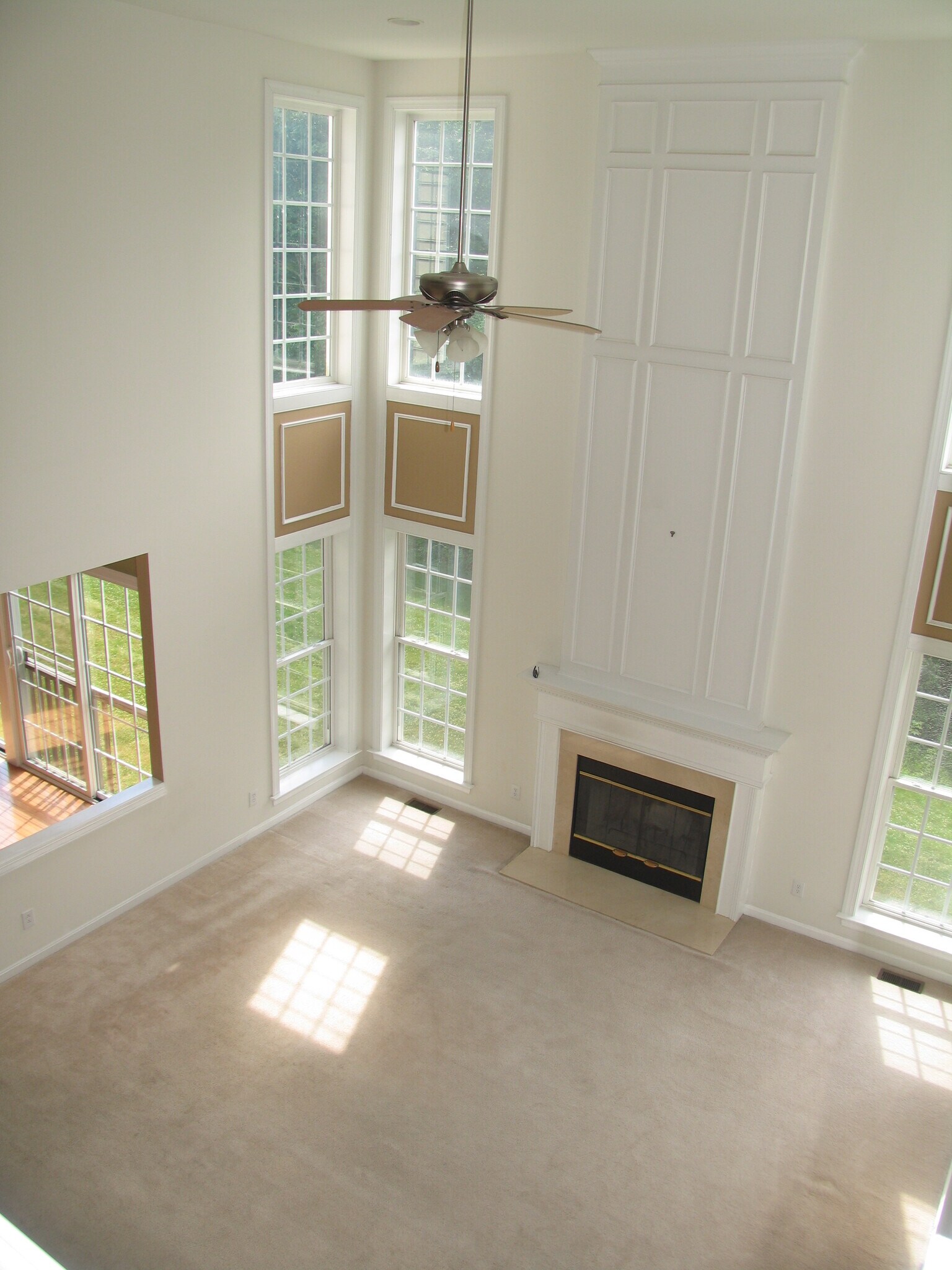 Building Photo - 2812 River Willow Dr