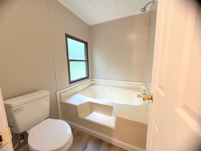 Building Photo - 20891 Hampton Dr