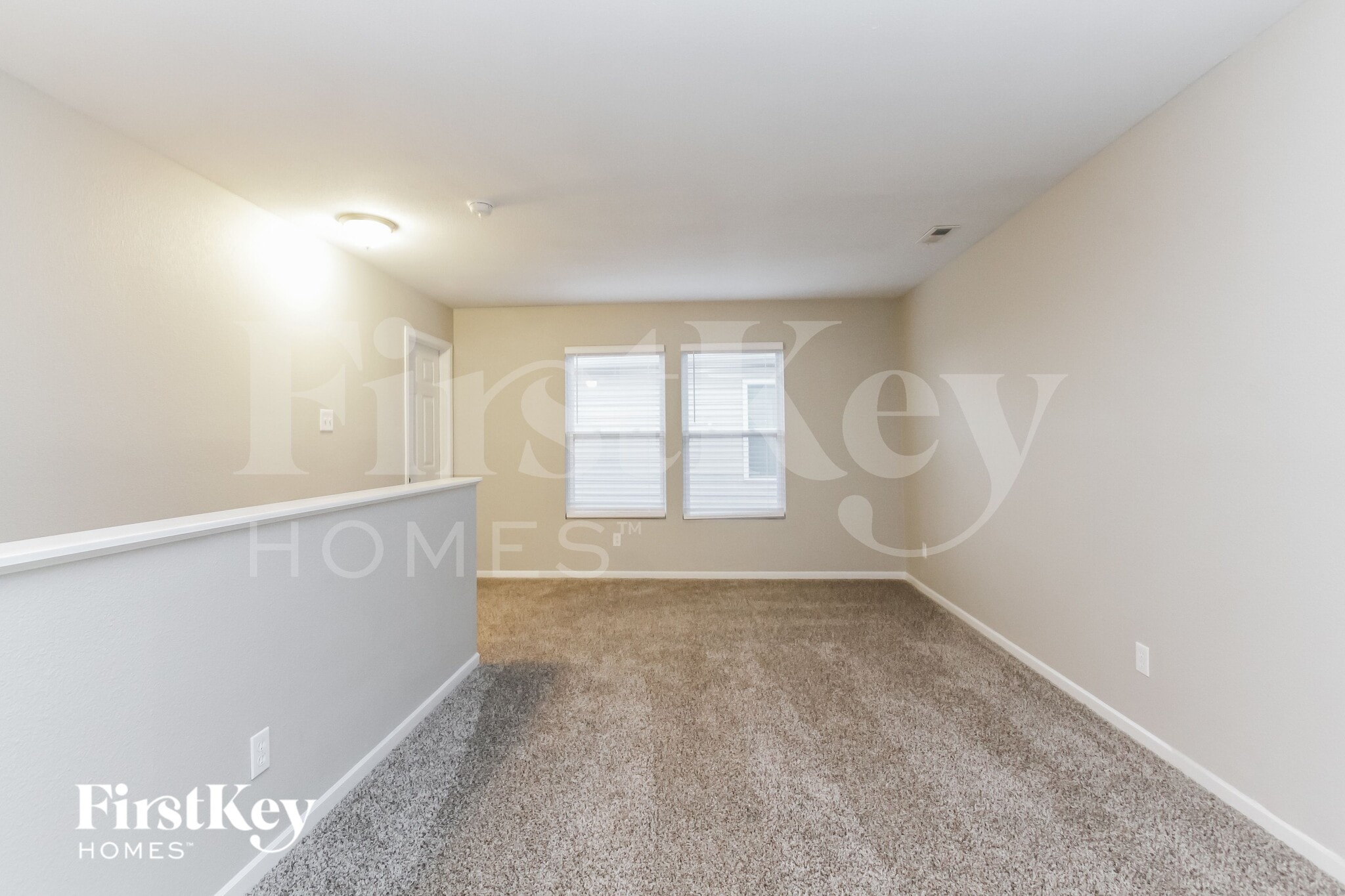 Building Photo - 1643 Carriage Cir