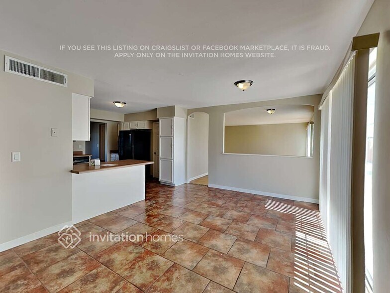Building Photo - 7723 N 35th Ave