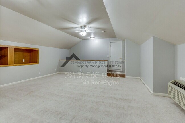 Building Photo - 2214 Falcon Creek Dr