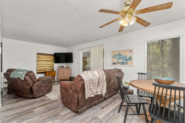 Building Photo - 173 Cordero Ln