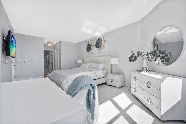 Building Photo - 1985 S Ocean Dr