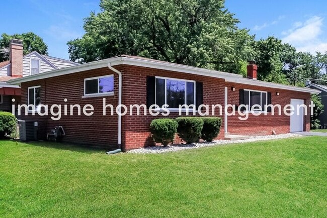 Building Photo - 7708 Arlington Avenue