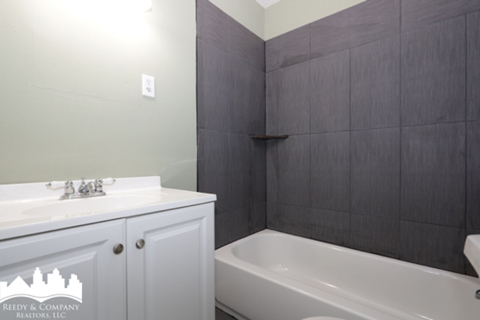 Building Photo - 2474 Corning Ave