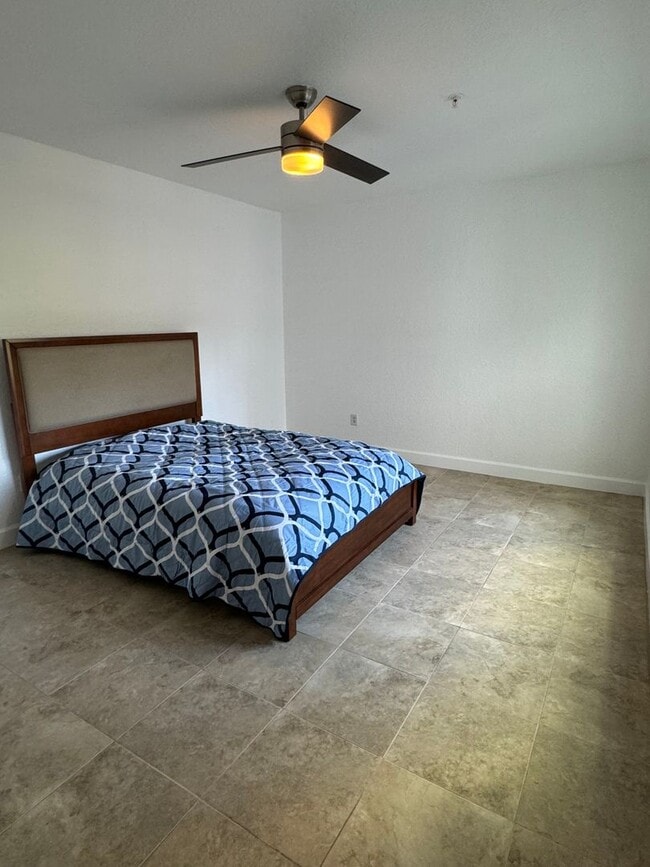 Building Photo - COMING AVAILABLE IN JULY! The Grande Downt...