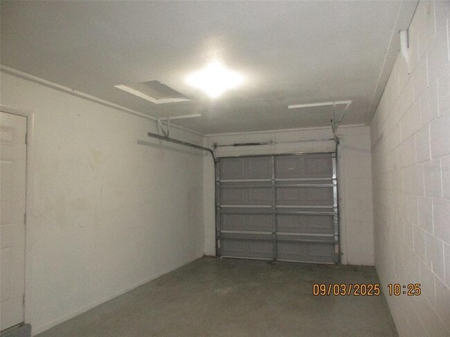 Building Photo - 833 Florida Pkwy