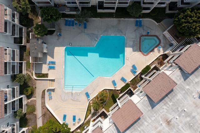 Building Photo - 225 S Ventura Rd