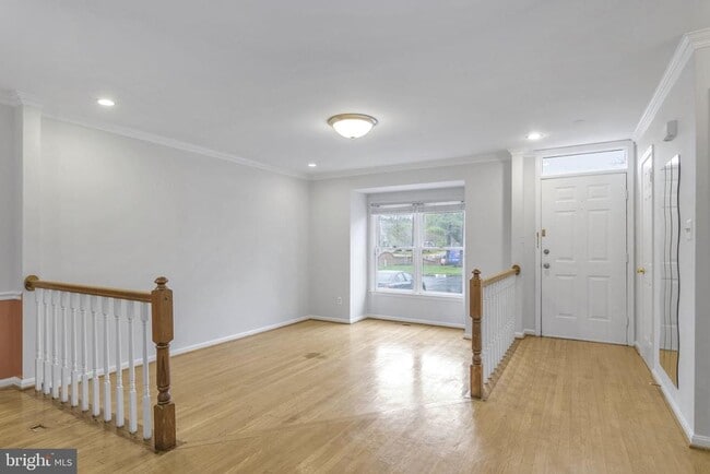 Building Photo - 7222 Lensfield Ct