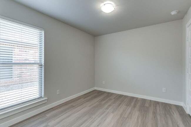 Building Photo - Brand New 4/2 in South Lubbock!