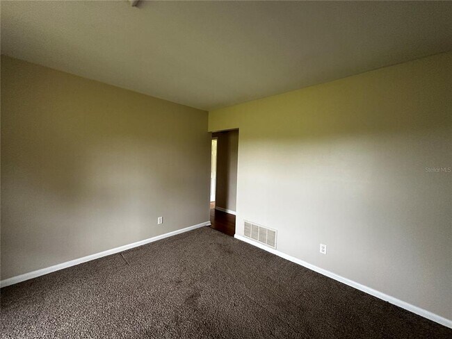 Building Photo - 510 SW 28th St