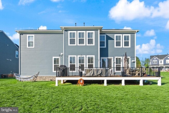 Building Photo - 1108 Coubertin Dr SE