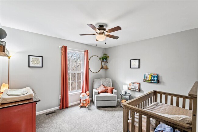 Building Photo - Beautiful 5-bedroom home close to VRE, I-95, shopping and much more!